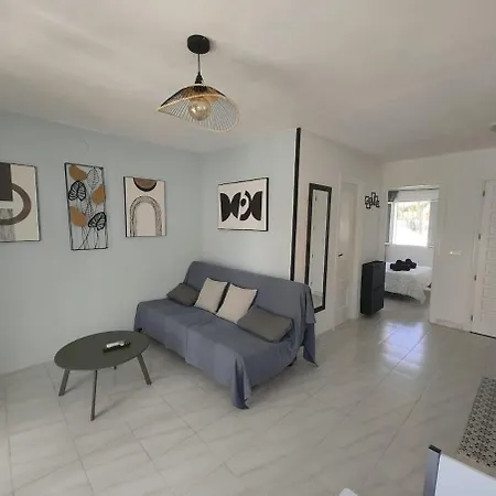 شقة Homey Ground Floor Flat In *