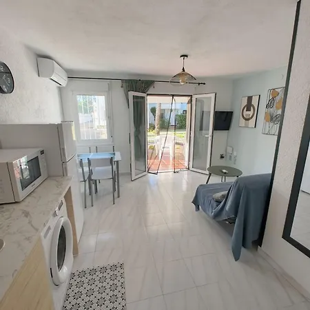 Homey Ground Floor Flat In Dénia