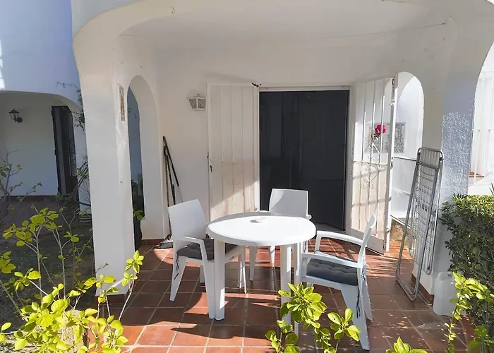 Апартаменти Homey Ground Floor Flat In Денія